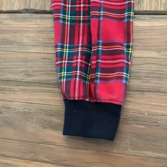 Red Plaid Knit Jogger Pant - Picture 3 of 9